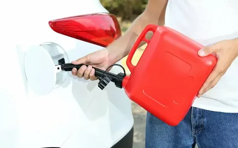 Car fuel delivery service in Abu Dhabi